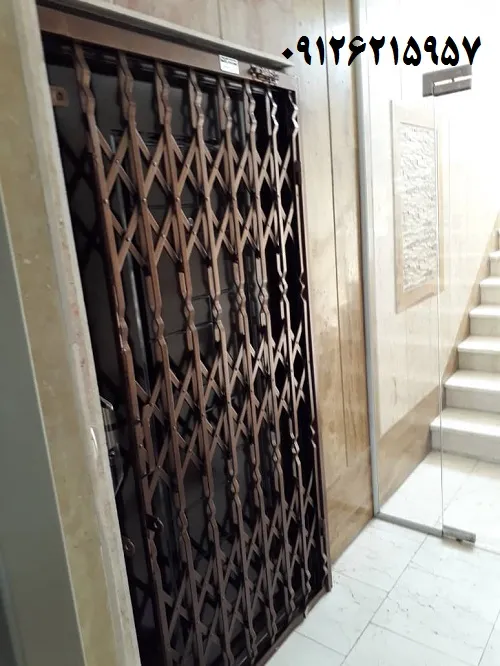   درب آکاردئونی پارکینگی در تهرانپارس